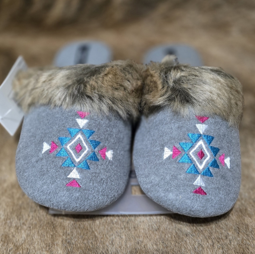 Womens southwest slippers